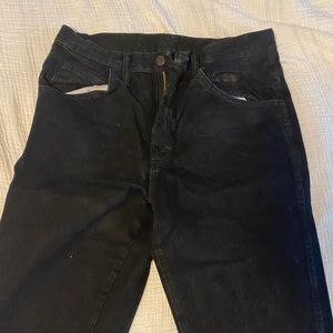 Black rustler jeans